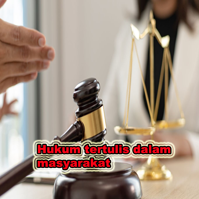 hukum tertulis